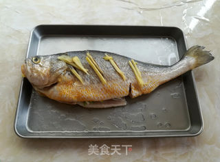 清蒸黄花鱼的做法步骤:3