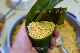 鲜肉粽子的做法步骤:8