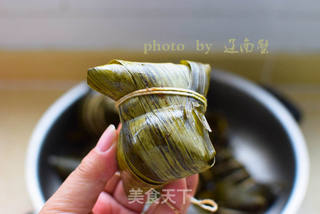 鲜肉粽子的做法步骤:12