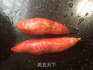 烤芝麻糯米红薯棒的做法步骤：1