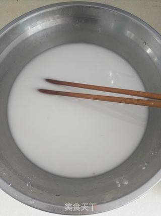 自制凉粉炒凉粉的做法步骤:2