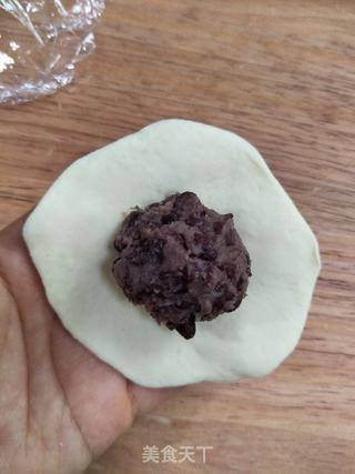 向日葵豆沙包的做法步骤:3