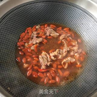 枸杞羊肉酸辣汤面的做法步骤：10