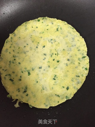 玉米面韭菜鸡蛋饼的做法步骤：7