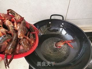 挡不住的诱惑 蒜蓉虾 的做法步骤:2