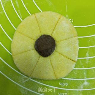 向日葵面点的做法步骤:15