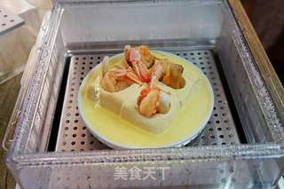 凤尾虾豆腐松茸蒸蛋羹的做法步骤:10