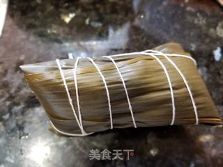 广式蛋黄香菇肉粽的做法步骤：24