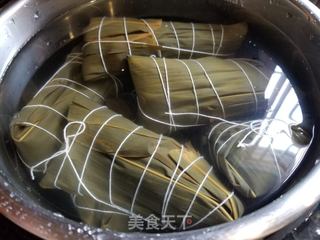 广式蛋黄香菇肉粽的做法步骤:26