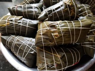广式蛋黄香菇肉粽的做法步骤:25