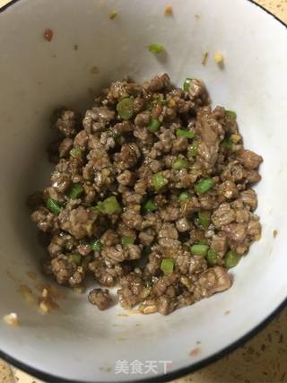 爆汁牛肉粒炒花饭的做法步骤：6