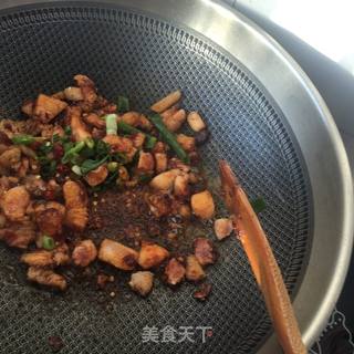 肉丁香菇辣酱的做法步骤:10