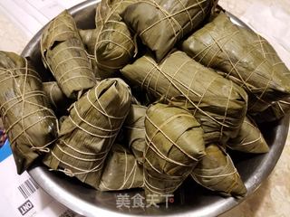 广式蛋黄香菇肉粽的做法步骤:29
