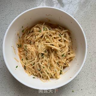 土豆丝饼的做法步骤:6