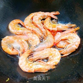 避风塘炒虾的做法步骤:7
