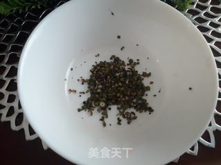 鲜花椒肉酱的做法步骤：2
