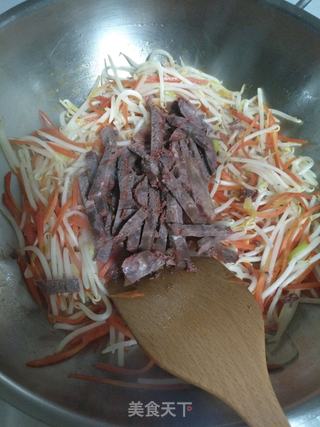 牛肉杂粮卷饼的做法步骤：12