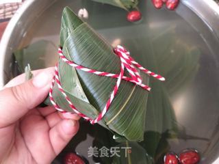 糯米红枣粽子的做法步骤:9