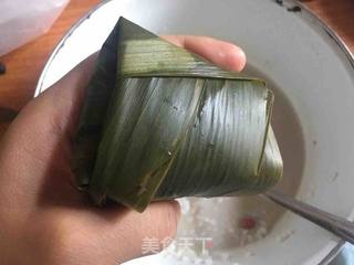 红豆蜜枣粽的做法步骤:7