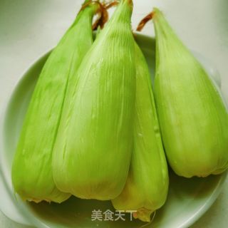 煮玉米的做法步骤：1