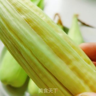 煮玉米的做法步骤：2