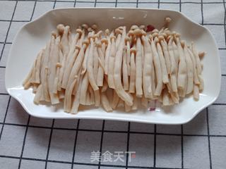 #剁椒海鲜菇的做法图解4