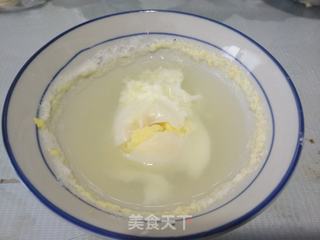荷包蛋清汤面的做法步骤:4