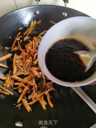 鱼香肉丝杏鲍菇的做法步骤:8