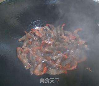 油爆河虾的做法步骤:3