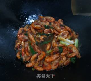 油爆河虾的做法步骤:6