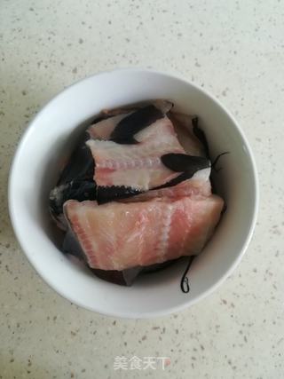 鱼头豆腐汤的做法步骤：2