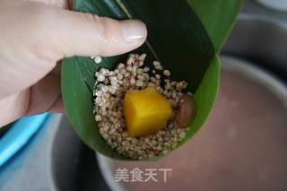 高粱米粽子的做法步骤:7