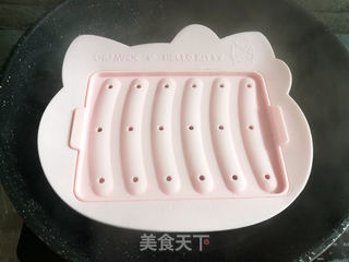 胡萝卜虾肠的做法步骤:8