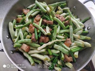 豆角蒜苔蒸面的做法步骤:6