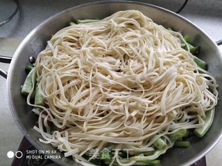 豆角蒜苔蒸面的做法步骤:10