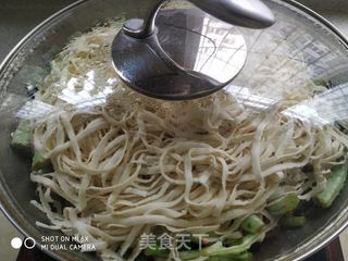 豆角蒜苔蒸面的做法步骤:12