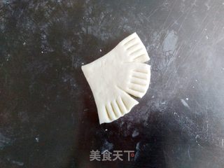 小鱼馒头的做法步骤:9