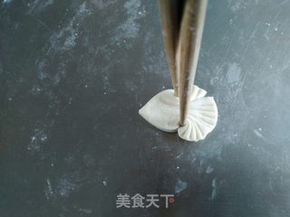 小鱼馒头的做法步骤:10