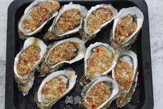 蒜蓉酱烤生蚝的做法步骤:4