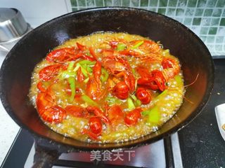 麻辣小龙虾的做法步骤:7