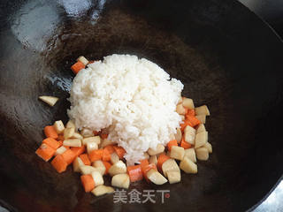菠萝炒饭的做法步骤:9
