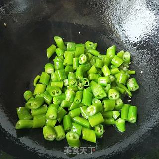 擂椒皮蛋的做法步骤:5