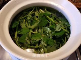 鱼腥草冰糖水的做法步骤:2