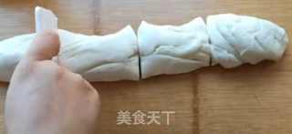 超详细五珍粉烙饼做法，想要做饼不干不硬，记住这3点，10年经验总结，保证柔软多层！的做法步骤：4