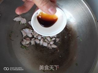 把隔壁的小孩都馋哭了的简单Q弹的黄瓜猪肉炒意大利面的做法步骤:9