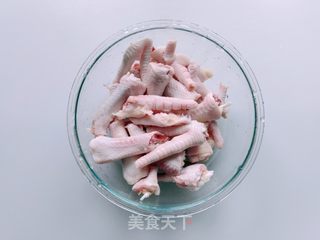 泡椒凤爪的做法步骤：2