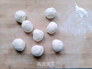 洋葱黑胡椒猪肉饼的做法步骤:6