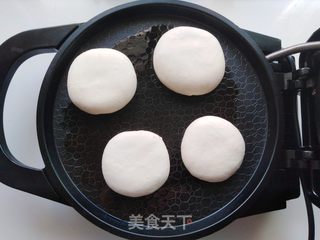 洋葱黑胡椒猪肉饼的做法步骤:10