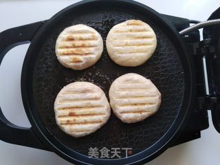洋葱黑胡椒猪肉饼的做法步骤:11