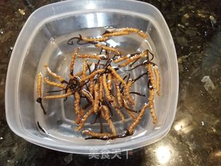 虫草三鲜汤的做法步骤:4